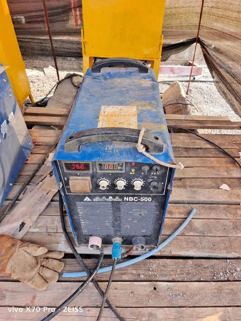 內(nèi)部電路板高度相似 威能焊機驅(qū)動板引發(fā)的電焊機品牌同質(zhì)化思考